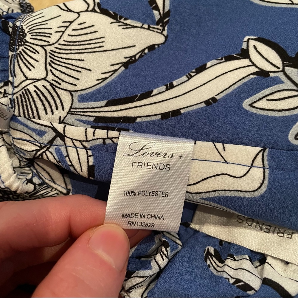 LOVERS + FRIENDS Floral Off the Shoulder Top Blue White Small - Picture 4 of 5